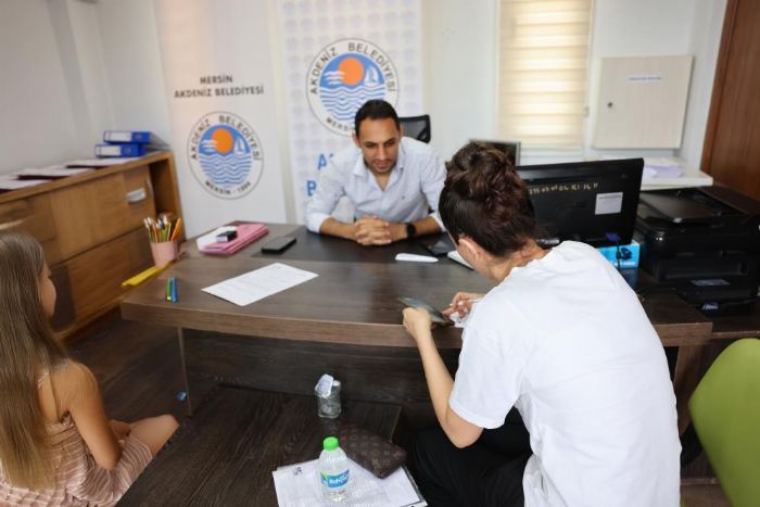 Minik sporcular spora ilk admlarn Akdenizde atyor