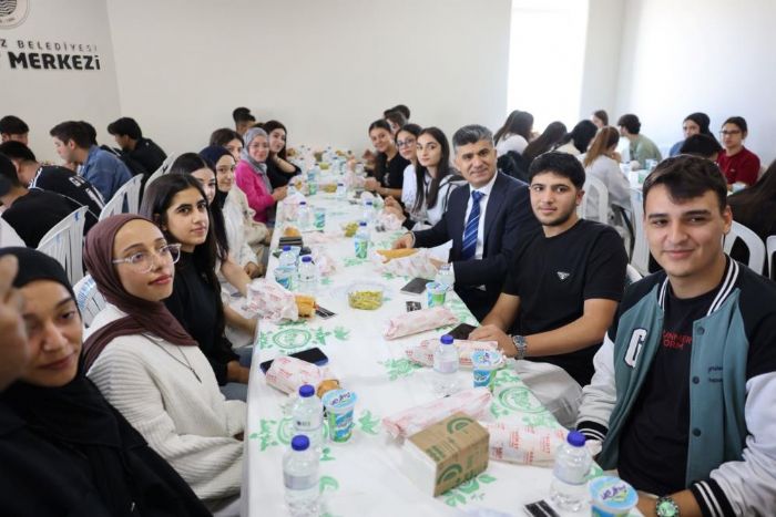 Mersin'de snava hazrlanan rencilere dner srprizi