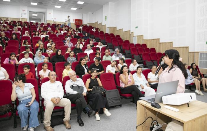 Mersin'de �ocuk i��ili�ine kar�� fark�ndal�k semineri