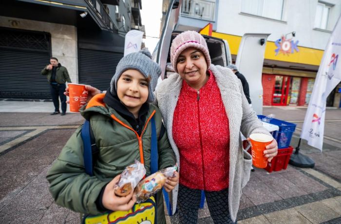 Mersin'de balatlan '1 Ekmek 1 orba' projesi 2,5 milyon kiiye ulat