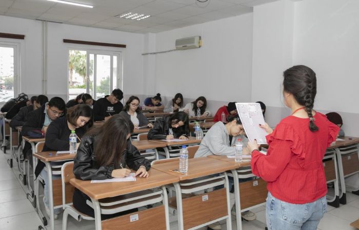 Mersin'deki kurs merkezlerinin LGS baars