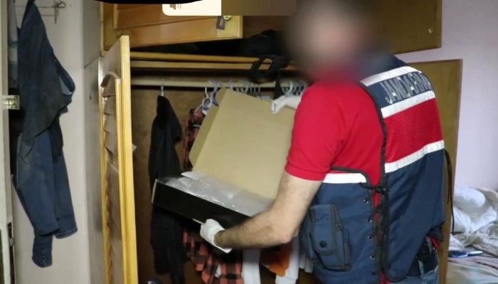 Mersin'de sahte iki operasyonu: 124 litre sahte iki ele geirildi