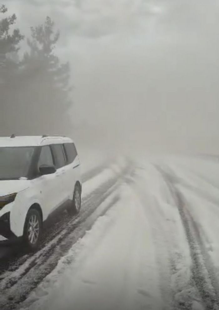 Mersinde dolu etkili oldu, karayolu trafie kapand