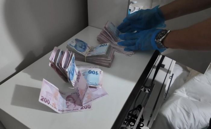 Mersin'de zel harekat destekli operasyon: Aranan ahs bazadan kt