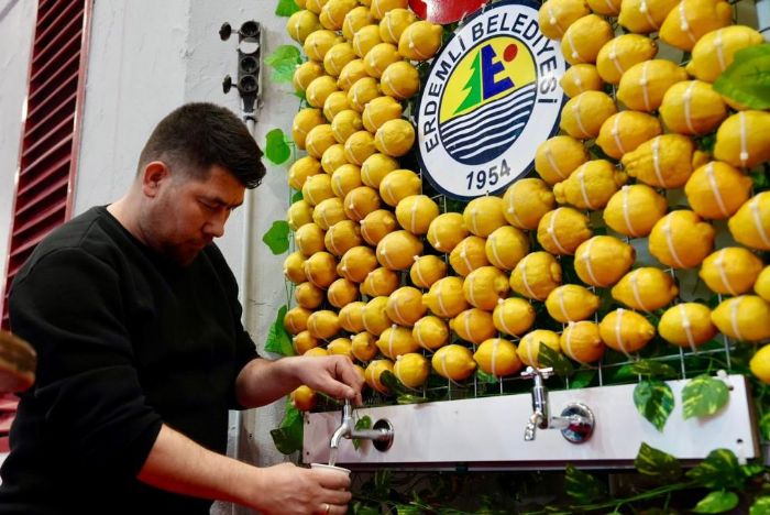 Y�r�klerin 'K�l �ad�r�' kuruldu fuar�n g�zdesi oldu