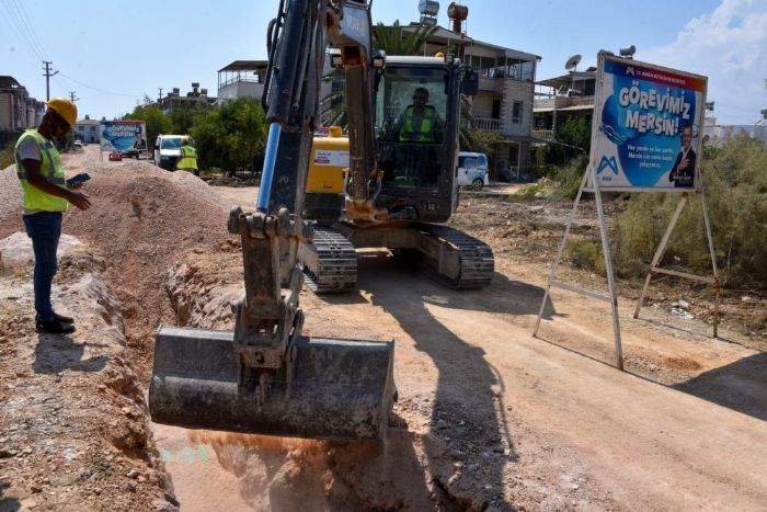 Silifke'de kanalizasyon projeleri devam ediyor