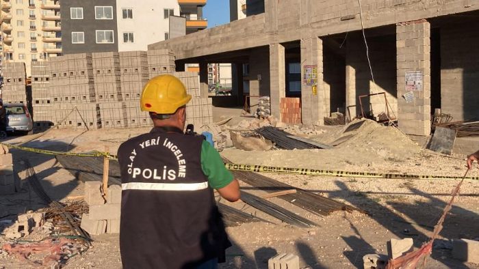 Mersin'de 8. kattan den vin tamircisi hayatn kaybetti