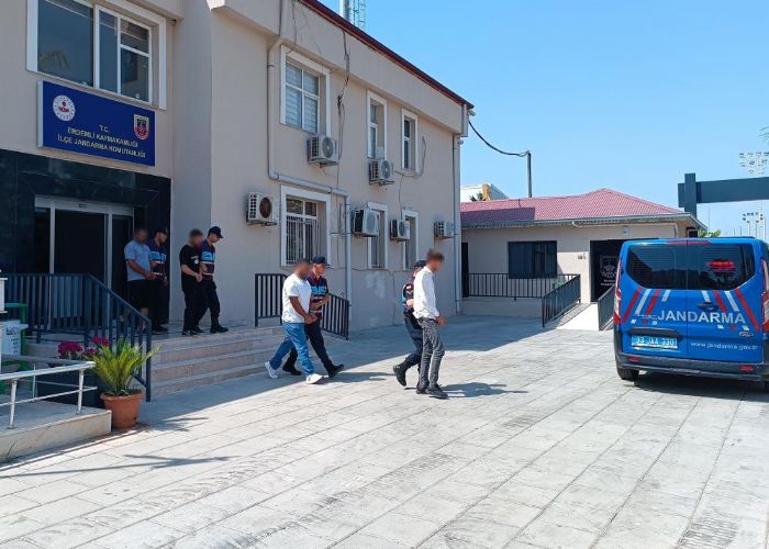 Mersin'de gmen kaaklarna ynelik operasyon: 5 gzalt