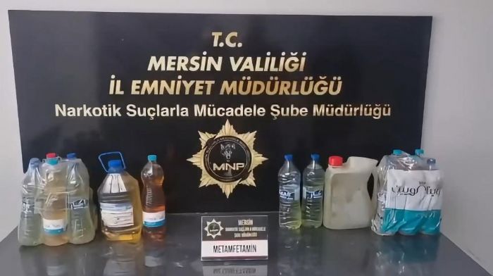Mersin'de 27 litre metamfetamin ele ge�irildi: 3 tutuklama