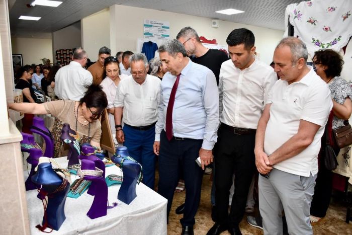Silifke Halk E�itimi Merkezi sergisi a��ld�