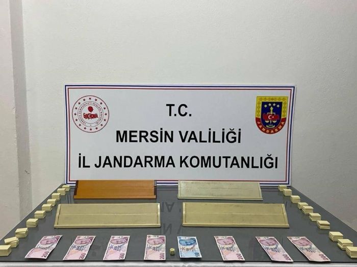 Mersin'de kumar oynayan ahslara 25 bin TL ceza kesildi