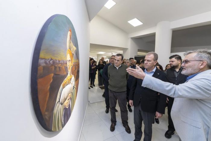 Mersin�de Cumhuriyet�in 102. y�l�na �zel resim sergisi