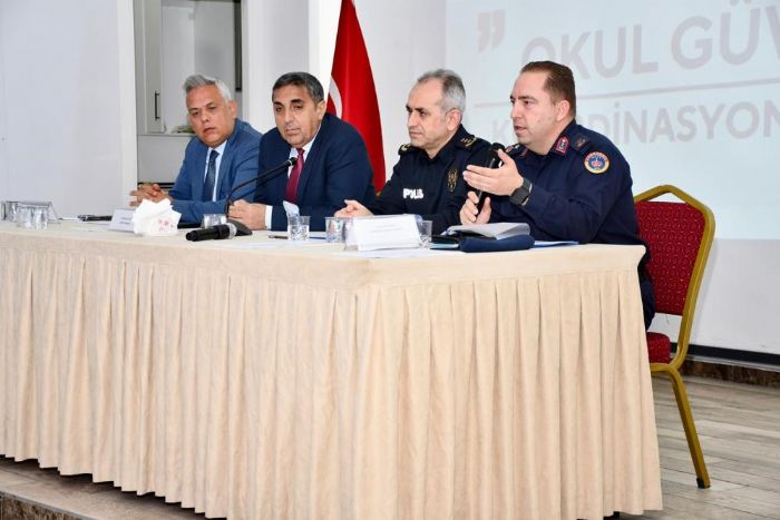 Silifke�de okul g�venli�i koordinasyon toplant�s� yap�ld�